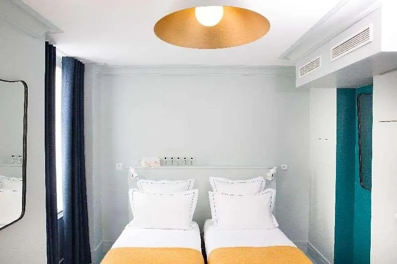 Hotel Celeste Batignolles Montmartre París 0*,