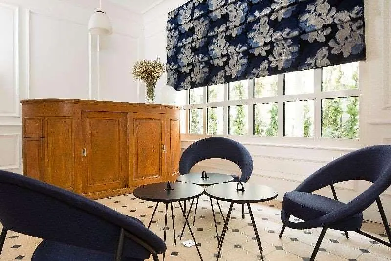 Hotel Celeste Batignolles Montmartre París